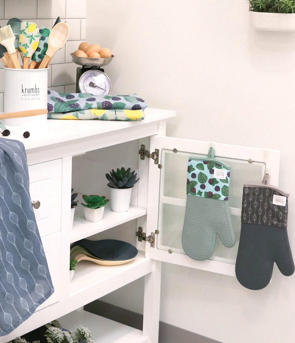 Krumbs Kitchen Farmhouse Silicone Oven Mitts - Lemon Basil